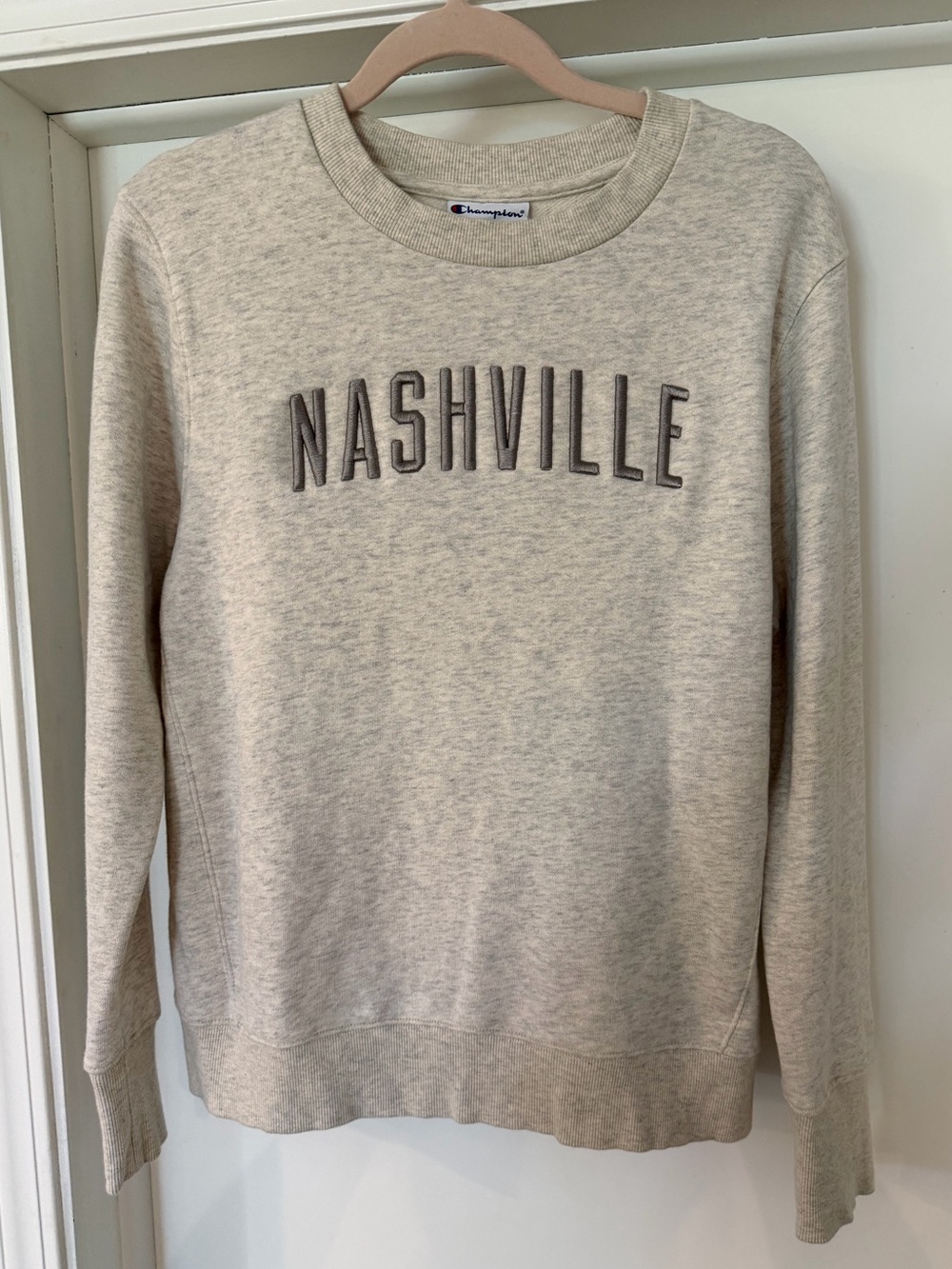 THE NASH COLLECTION - Nashville Champion Crewneck Sweatshirt - Oatmeal